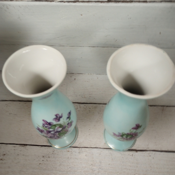 Vintage Ardco Japan Vases Set of 2 Blue Porcelain Floral Violet Design - Picture 7 of 11